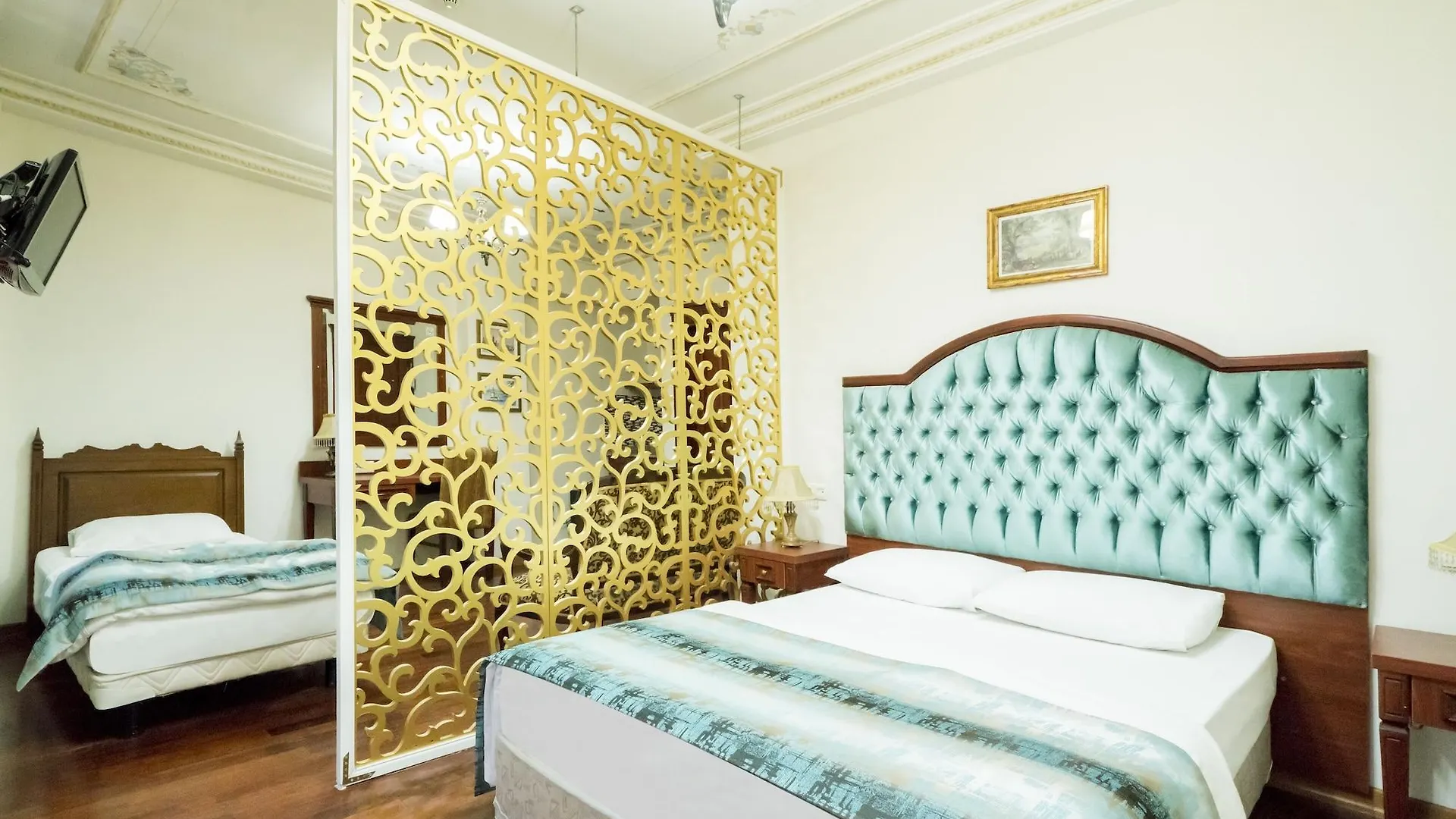 Atam Hotel Istanbul